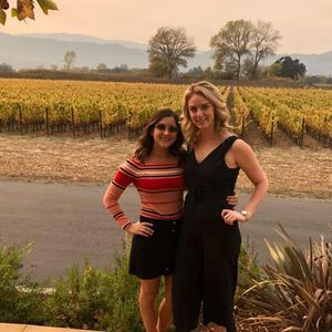 Meet your Posher, Abbey